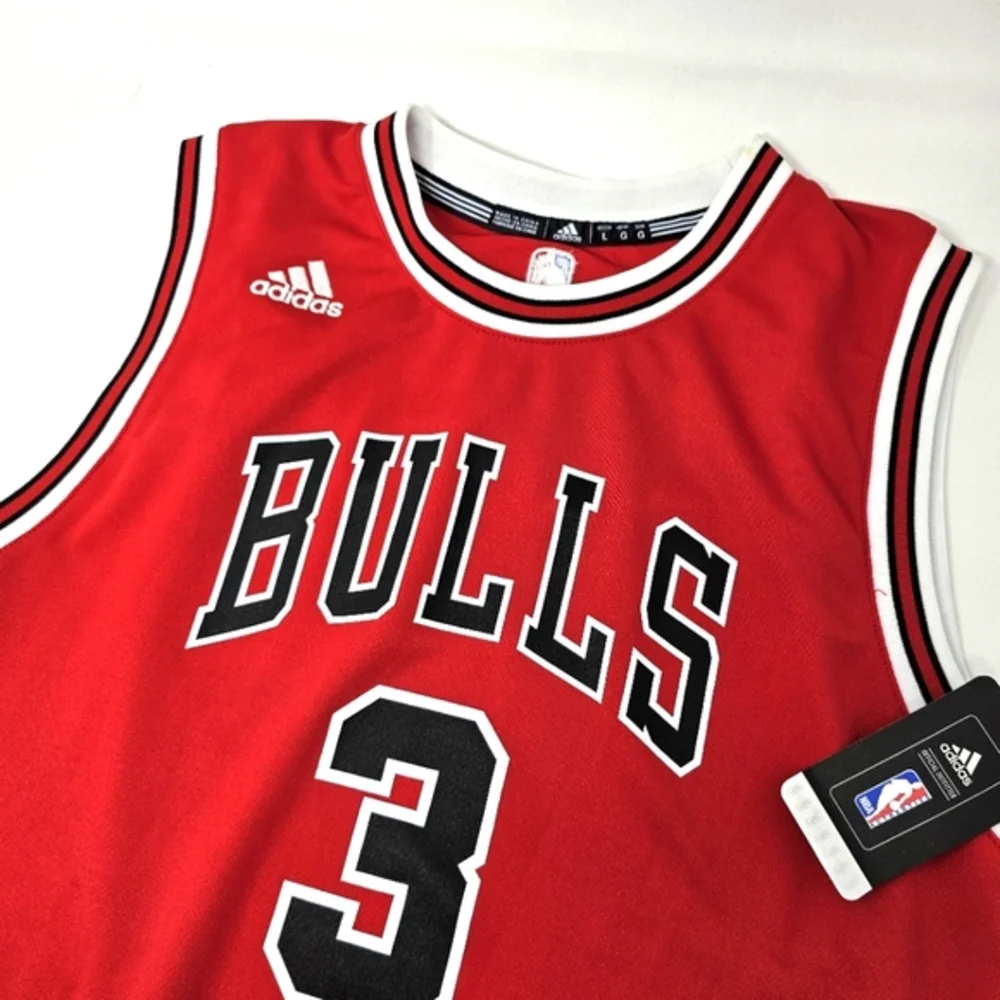 NWT Adidas Chicago Bulls Dwyane Wade #3 Youth Size Large NBA Jersey Red Black.‎